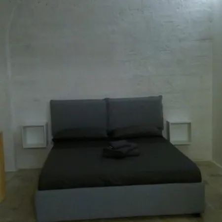 Central Patio Apartment Bari